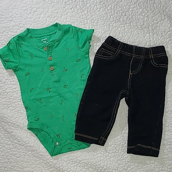(Pre-loved) Carter's Matching set - Picture 1 of 5